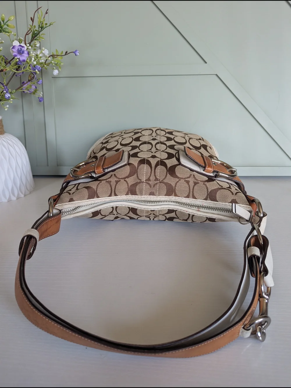 Y2K Coach Signature Soho Buckle Duffle (Style No. 1487/3577).